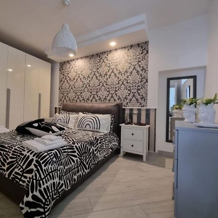 Home Santa Chiara Marigliano Zewnętrze zdjęcie